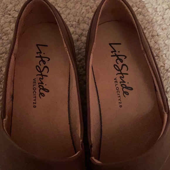 Women’s Shoes - Picture 2 of 8